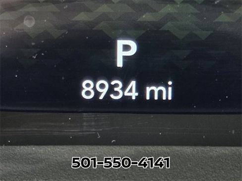 Used 2024 Jeep Wrangler Rubicon w/ Technology Group image 39