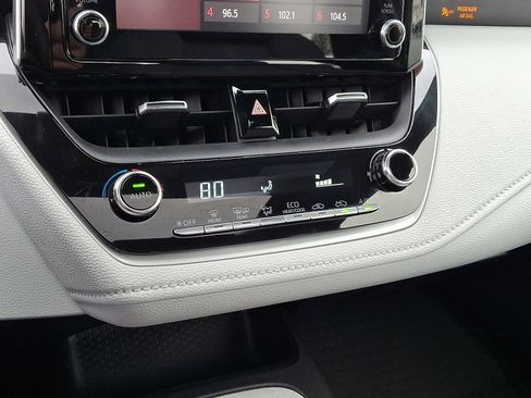 Certified 2020 Toyota Corolla SE image 15