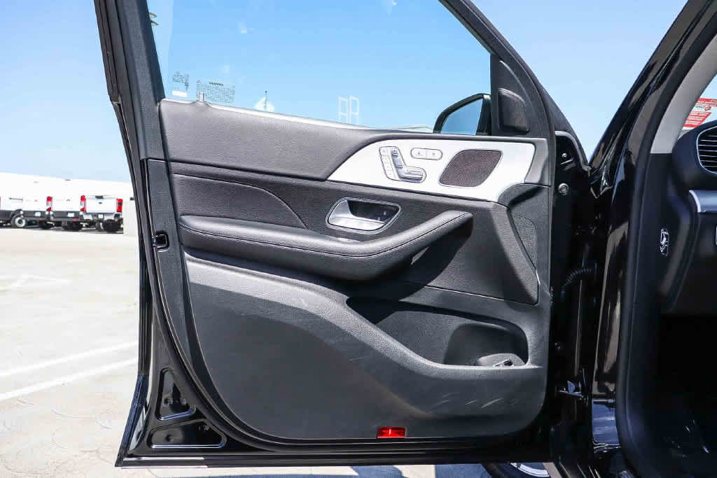Used 2025 Mercedes-Benz GLE 350 4MATIC image 22