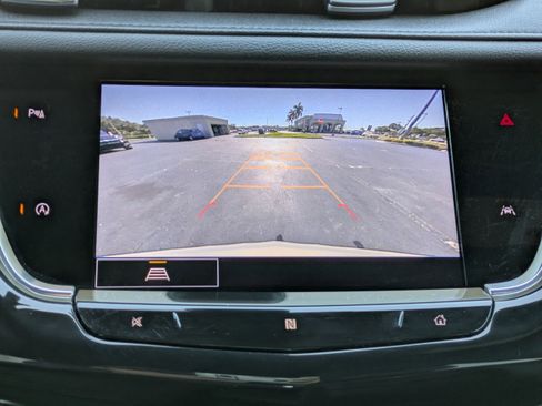 Used 2021 Cadillac XT6 Premium Luxury image 25