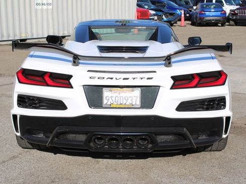 Used 2025 Chevrolet Corvette Z06 w/ Stealth Interior Trim Package image 5