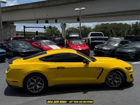 Used 2017 Ford Mustang Shelby GT350 RWD image 11