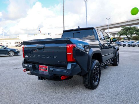 Certified 2025 Toyota Tacoma TRD Off-Road w/ TRD Off Road Upgrade Package AWD/4WD image 7
