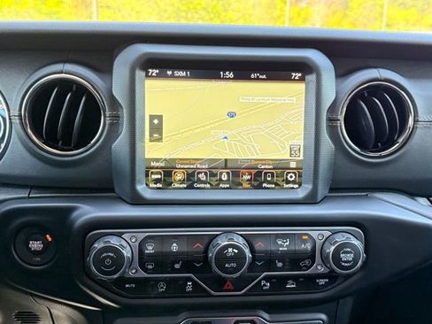 Used 2023 Jeep Gladiator Overland image 21