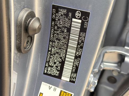 Used 2023 Toyota Corolla LE image 31