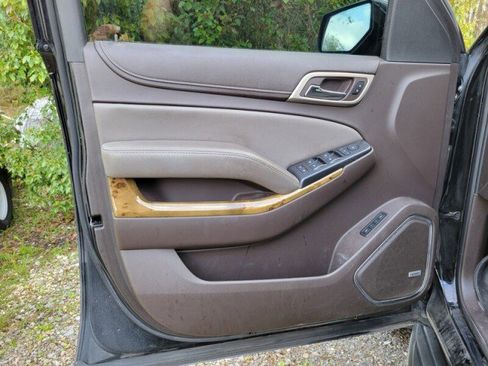 Used 2016 GMC Yukon Denali w/ Open Road Package image 10