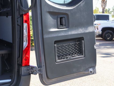 Used 2021 Mercedes-Benz Sprinter 2500 image 11