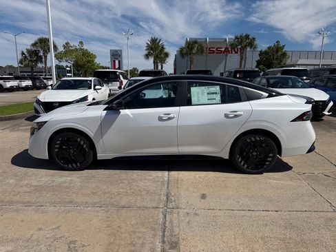 New 2026 Nissan Sentra SR FWD image 2