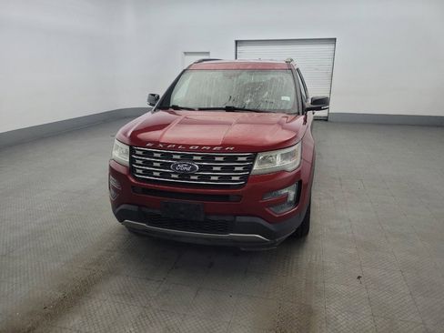 Used 2016 Ford Explorer XLT w/ Equipment Group 201A FWD image 15