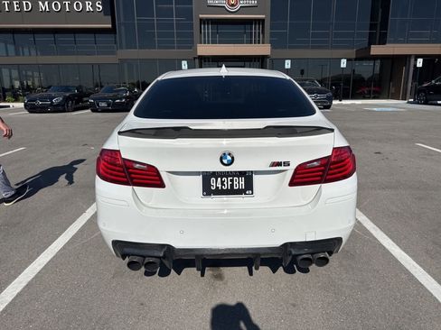 Used 2015 BMW M5 RWD image 4