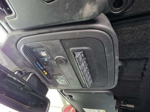 Used 2022 Ford Bronco Wildtrak AWD/4WD image 34