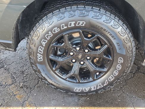 Used 2023 Ford Expedition Timberline image 7