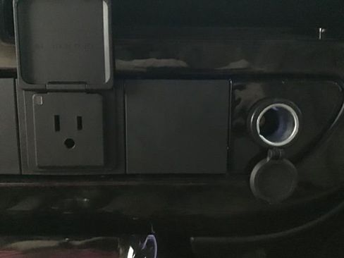 Used 2023 Chevrolet Express 2500 image 31