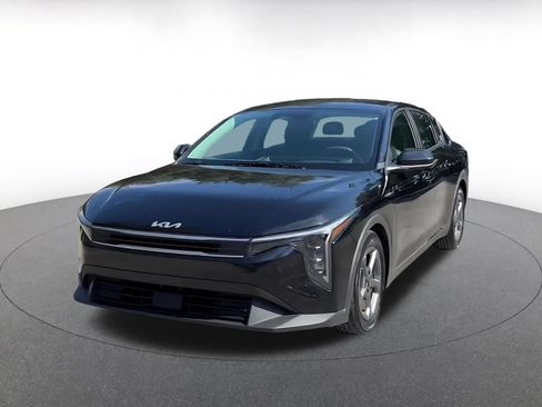 Used 2025 Kia K4 FWD image 6