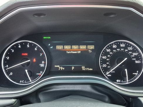 Used 2019 Toyota Avalon XSE FWD image 11