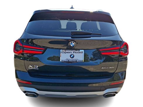 Used 2024 BMW X3 xDrive30i w/ Premium Package AWD/4WD image 5