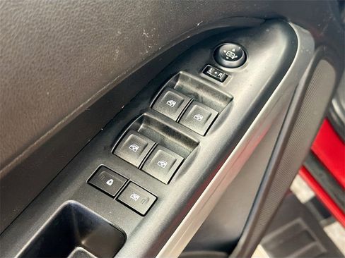 Used 2016 Chevrolet Colorado LT w/ Luxury Package, Chrome image 18