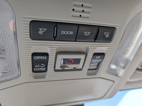 Used 2023 Toyota RAV4 XLE Premium FWD image 12