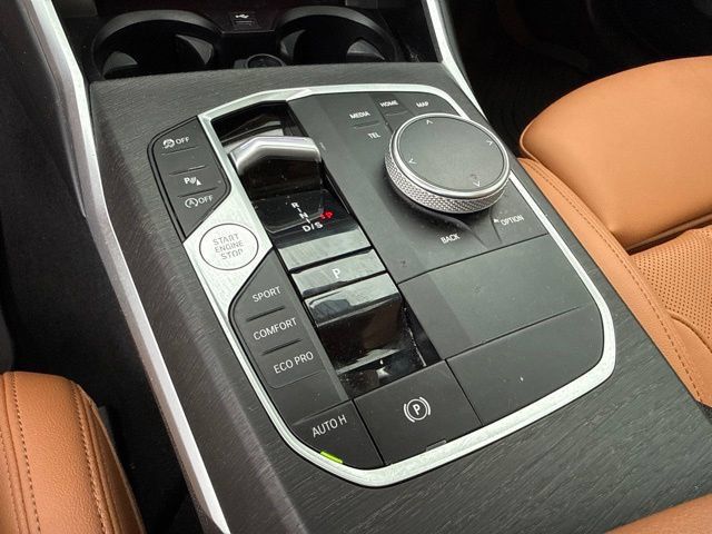 Used 2023 BMW 330i xDrive Sedan w/ Premium Package AWD/4WD image 12