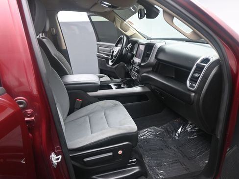 Used 2019 RAM 1500 Big Horn image 19