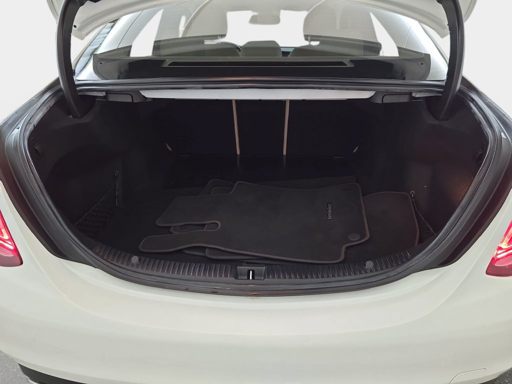 Used 2015 Mercedes-Benz C 300 4MATIC Sedan image 14