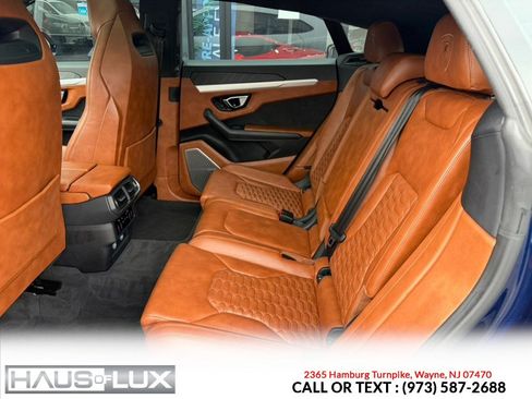 Used 2021 Lamborghini Urus AWD/4WD image 15