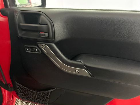 Used 2015 Jeep Wrangler Unlimited Sport w/ Quick Order Package 24S image 35