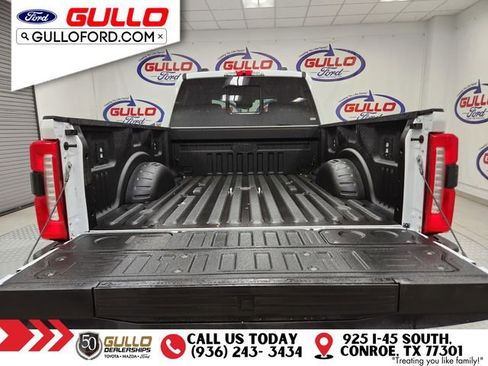 Used 2025 Ford F350 Lariat w/ Lariat Ultimate Package image 11