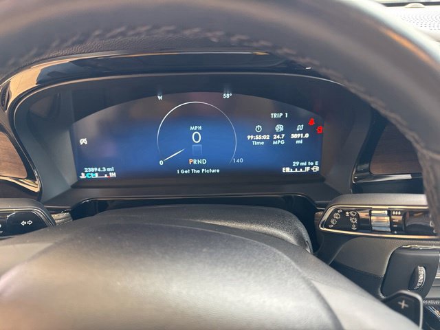 Used 2023 Lincoln Corsair Reserve w/ Equipment Group 201A AWD/4WD image 21