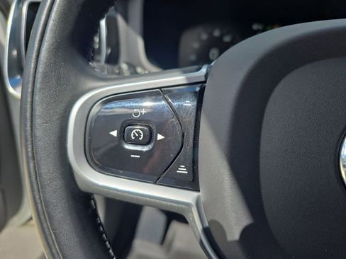 Certified 2022 Volvo V60 T5 Cross Country w/ Climate Package image 25