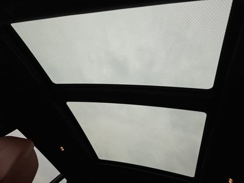 Used 2026 BMW X7 M60i image 28