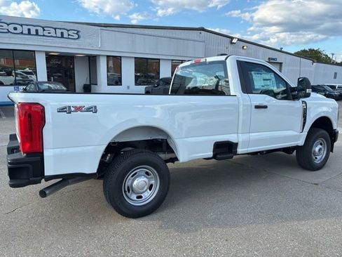 New 2026 Ford F250 XL image 11