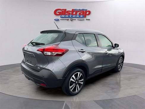 Used 2020 Nissan Kicks SV image 5