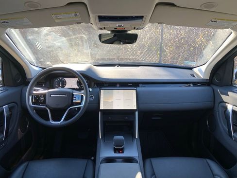 Certified 2025 Land Rover Discovery Sport S image 21