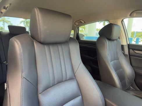 Used 2021 Honda Accord Sport Special Edition image 9
