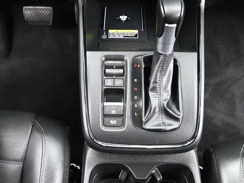 Certified 2024 Honda CR-V EX-L image 17
