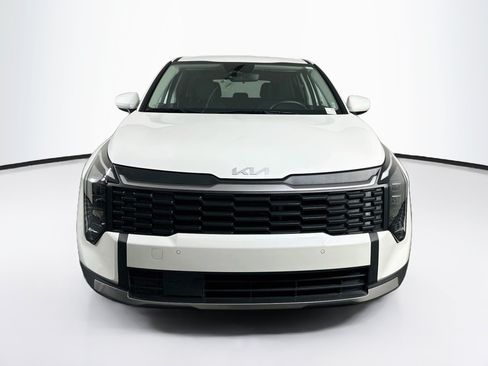 Used 2026 Kia Sportage LX FWD image 2