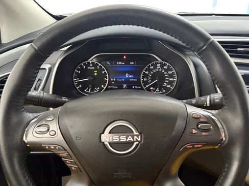 Used 2023 Nissan Murano SV FWD image 29