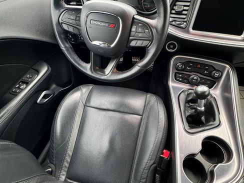 Used 2016 Dodge Challenger R/T Plus RWD image 27