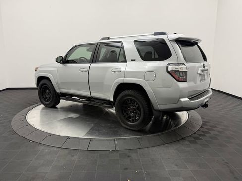 Used 2021 Toyota 4Runner SR5 image 5
