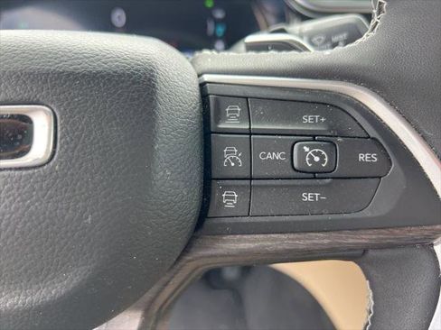 Certified 2023 Jeep Grand Cherokee 4WD 4xe image 13