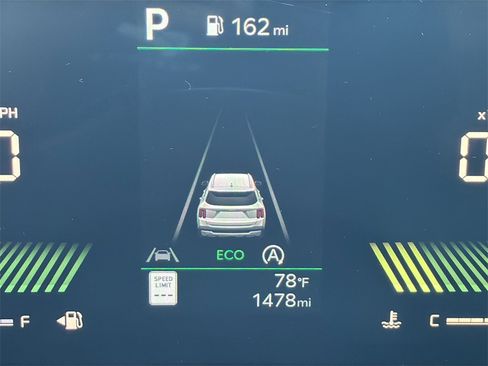 Used 2025 Kia Sorento EX image 32