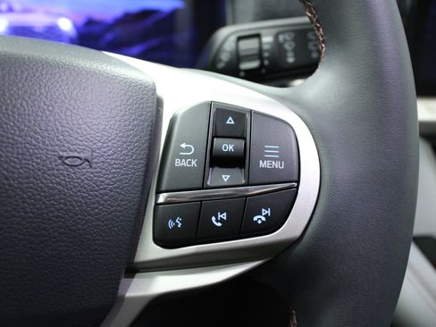 New 2026 Ford Explorer Active w/ Active Comfort Package image 22