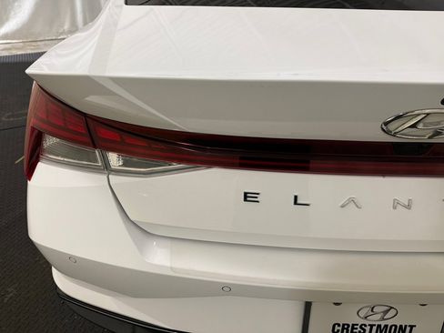 Certified 2023 Hyundai Elantra Limited image 10