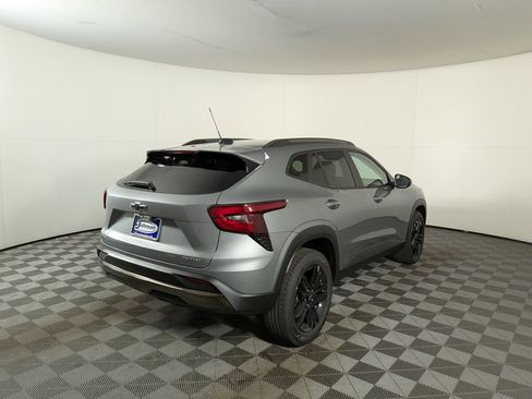 New 2025 Chevrolet Trax ACTIV w/ Driver Confidence Package FWD image 7