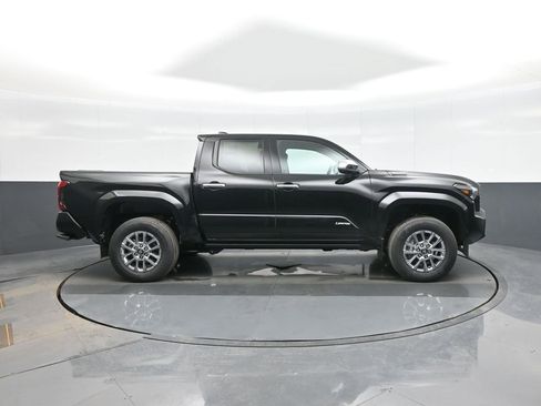 New 2026 Toyota Tacoma Limited image 8