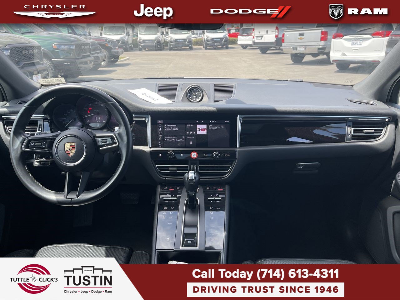 Used 2024 Porsche Macan AWD/4WD image 18
