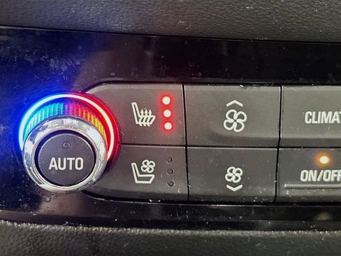 Used 2020 Buick Enclave Avenir w/ Avenir Technology Package image 21