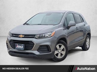 Used 2020 Chevrolet Trax LS w/ Tint and Cruise Package FWD video 1