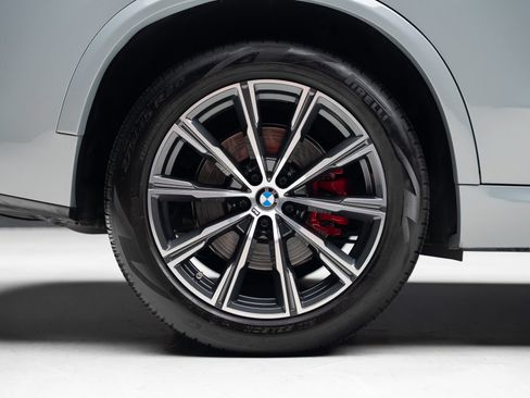 Used 2024 BMW X5 sDrive40i w/ M Sport Package RWD image 40